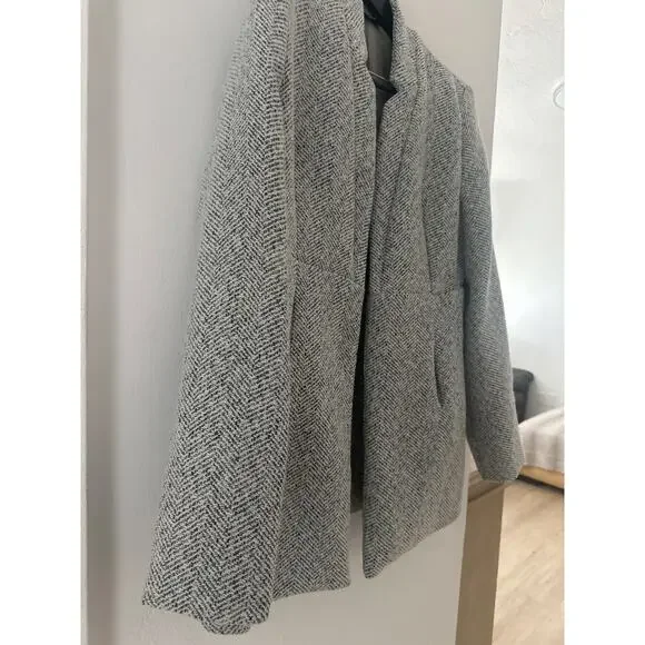 VICI coat light gray Sz L in mint condition  NWOT - Picture 6 of 8